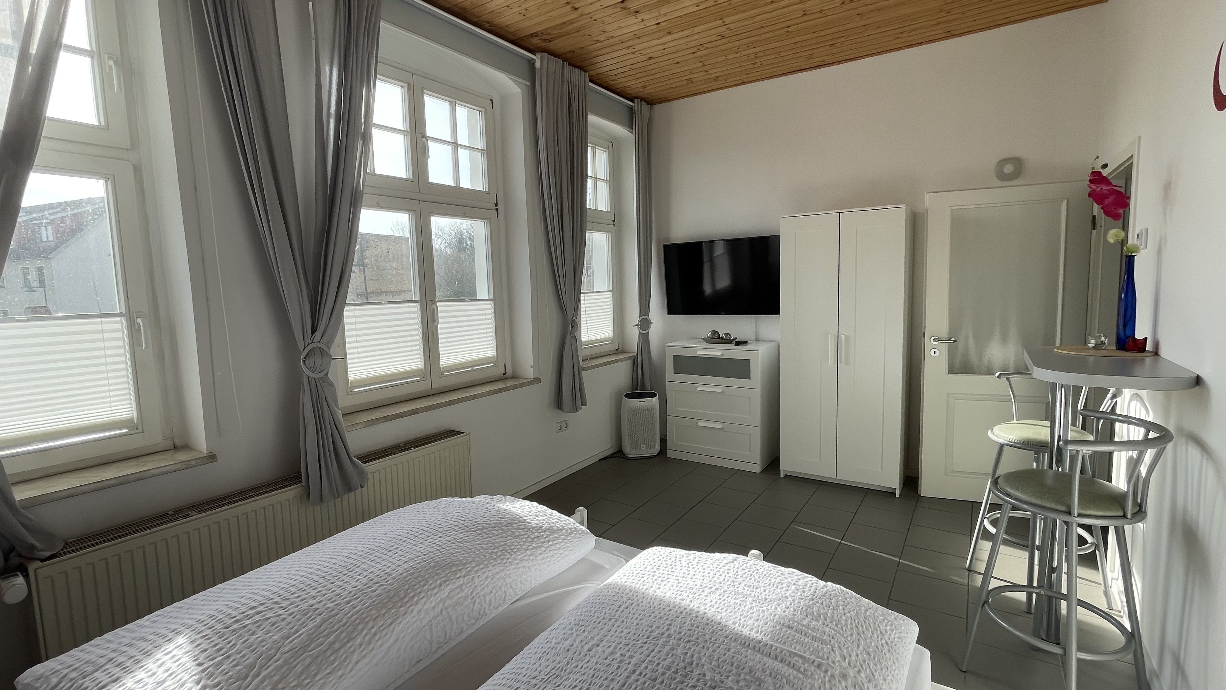 Schlafzimmer 2